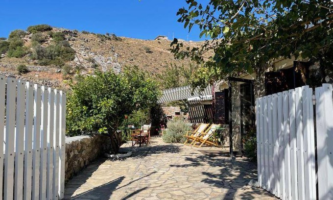 Mariou Villa | 120 m² Villa ∙ 3 bedrooms ∙ 6 guests