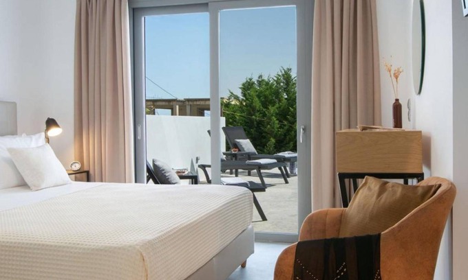 Apolpaina Villa | 120 m² Villa ∙ 4 bedrooms ∙ 12 guests