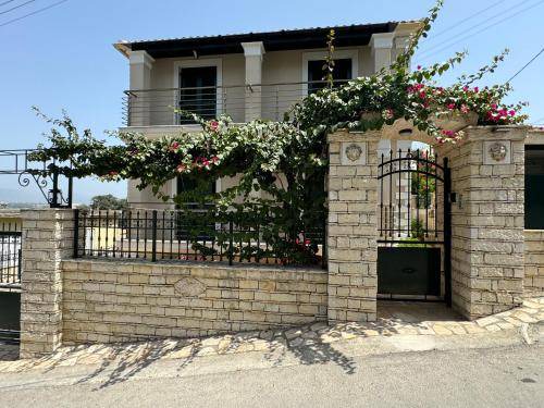 Perama Apartment | 125 m² Apartment ∙ 3 bedrooms ∙ 6 guests