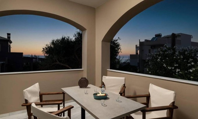 Kalathas Villa | 125 m² Villa ∙ 3 bedrooms ∙ 6 guests