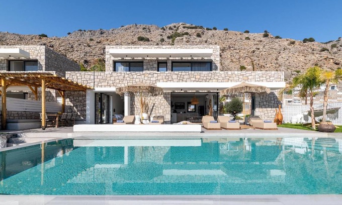 Prassonissi House | 130 m² House ∙ 4 bedrooms ∙ 8 guests