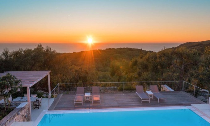 Paxos Villa | 130 m² Villa ∙ 3 bedrooms ∙ 6 guests