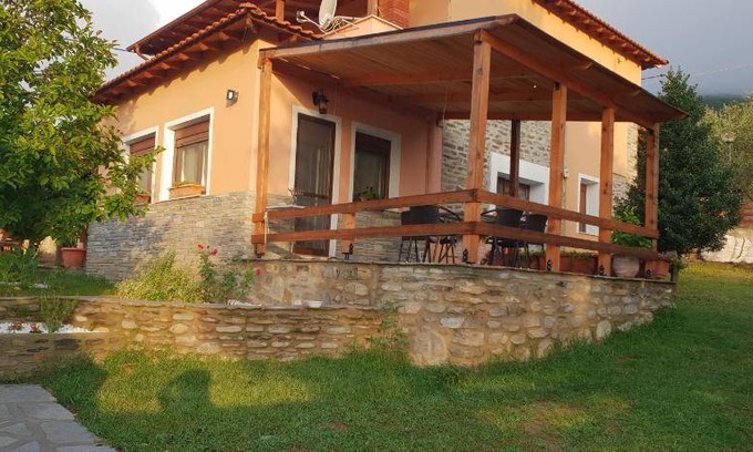 Chrysokastro House | 135 m² House ∙ 3 bedrooms ∙ 10 guests