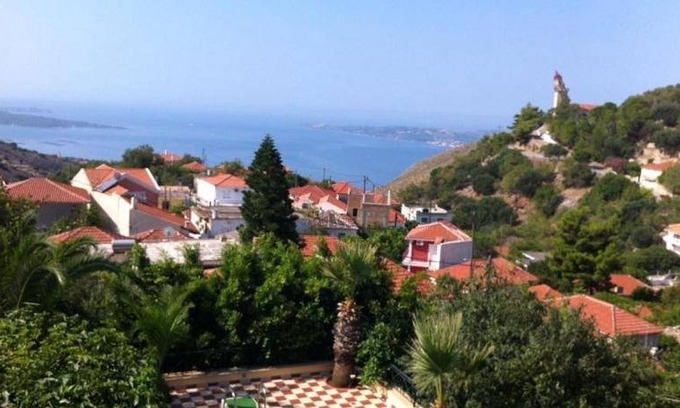 Argostoli Villa | 141 m² Villa ∙ 1 bedroom ∙ 5 guests