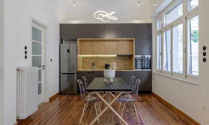 Plaka Apartment | 145 m² Apartment ∙ 3 bedrooms ∙ 8 guests