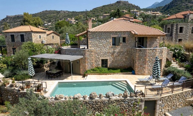 Lefktro House | 145 m² House ∙ 3 bedrooms ∙ 8 guests