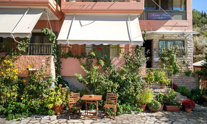 Kalamitsi Apartment | 15 m² Studio flat ∙ 1 bedroom ∙ 2 guests