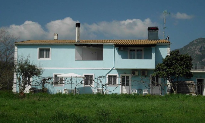 Doukades Apartment | 150 m² Apartment ∙ 4 bedrooms ∙ 10 guests