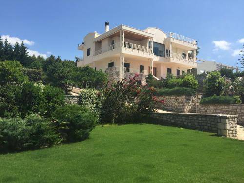 Mikri Mantineia House | 150 m² House ∙ 2 bedrooms ∙ 6 guests