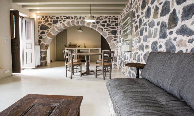 Nisyros House | 160 m² House ∙ 4 bedrooms ∙ 8 guests