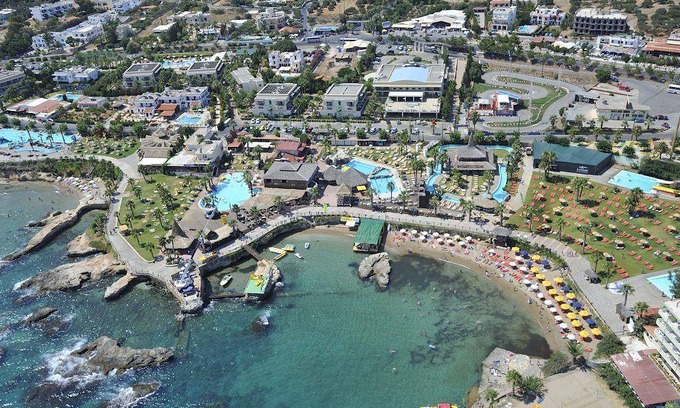 Koutouloufari Resort | 160 m² Resort ∙ 127 guests