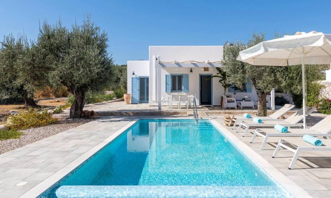 Kalathos Villa | 160 m² Villa ∙ 2 bedrooms ∙ 4 guests