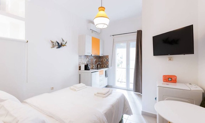 Petralona Apartment | 17 m² Apartment ∙ 2 guests