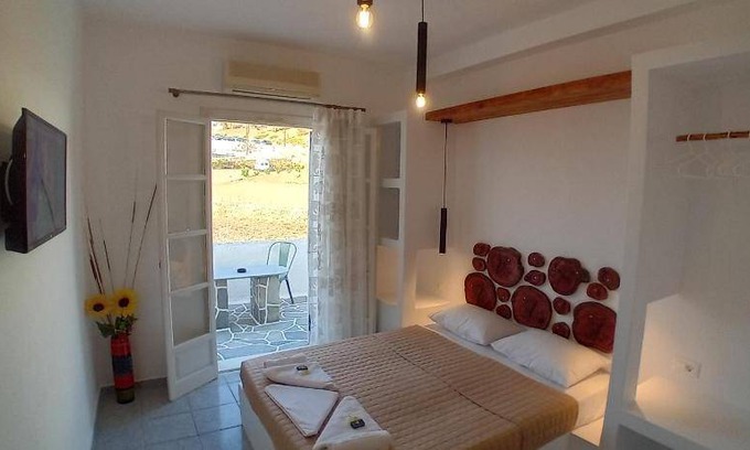 Ios Bed & Breakfast | 17 m² Bed and breakfast ∙ 3 guests