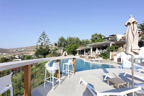 Panormos Hotel | 17 m² Hotel ∙ 2 bedrooms ∙ 127 guests