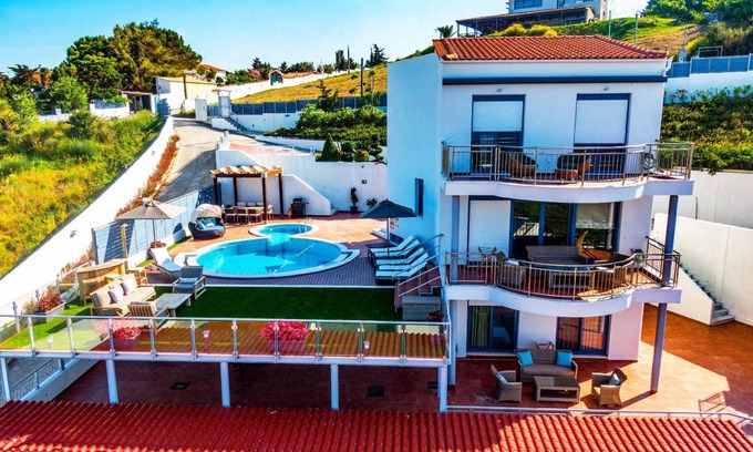 Skiathos House | 175 m² House ∙ 5 bedrooms ∙ 9 guests