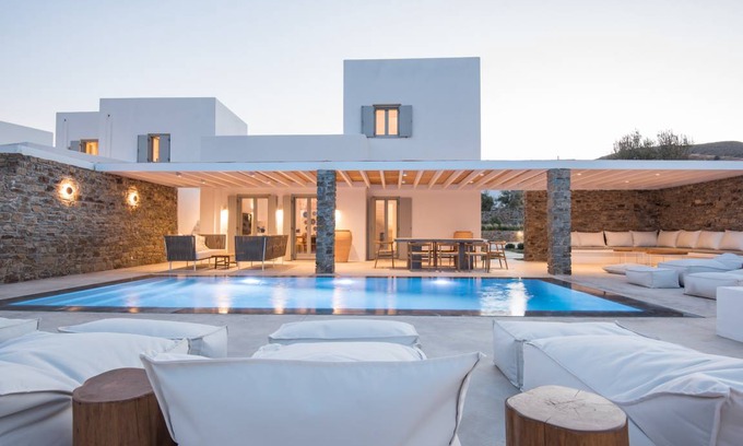 Antiparos Villa | 175 m² Villa ∙ 5 bedrooms ∙ 10 guests