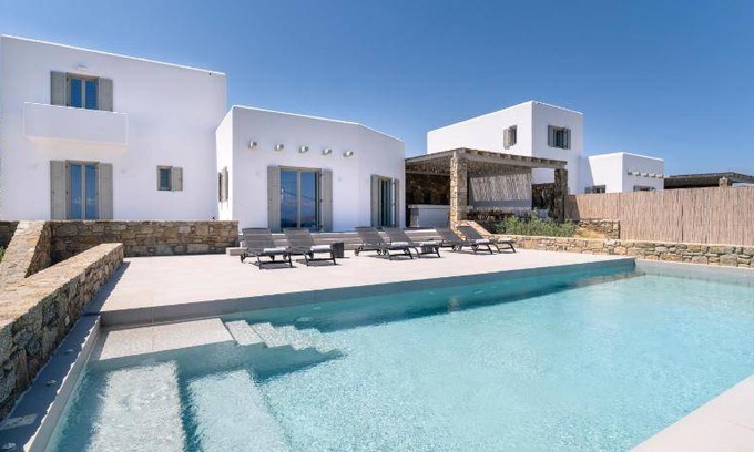 Kalafatis Villa | 185 m² Villa ∙ 3 bedrooms ∙ 6 guests