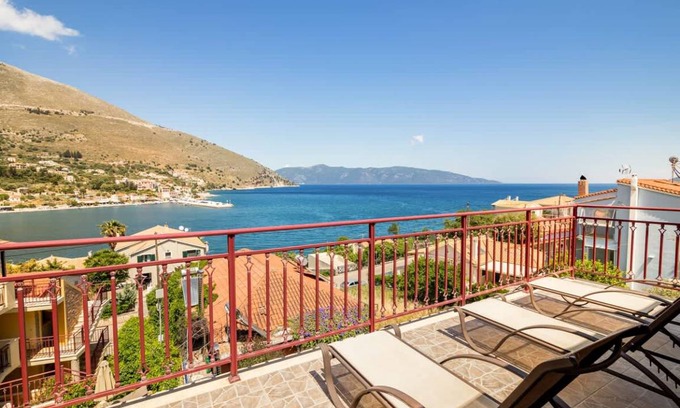 Agia Efimia House | 200 m² House ∙ 4 bedrooms ∙ 8 guests
