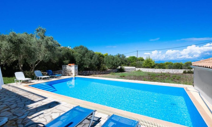 Kavallos Villa | 200 m² Villa ∙ 2 bedrooms ∙ 4 guests