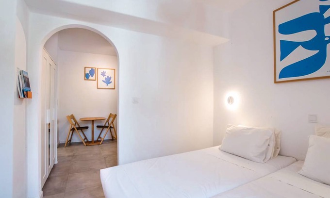 Paros Apartment | 24 m² Studio flat ∙ 1 bedroom ∙ 2 guests