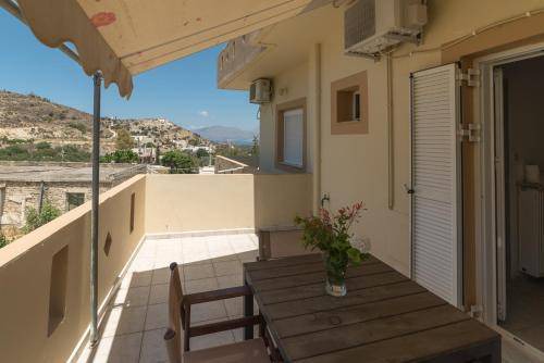 Kamilari Bed & Breakfast | 25 m² Bed and breakfast ∙ 3 guests