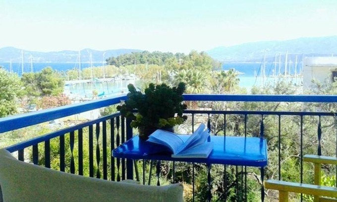 Methana Apartment | 25 m² Serviced apartment ∙ 2 guests