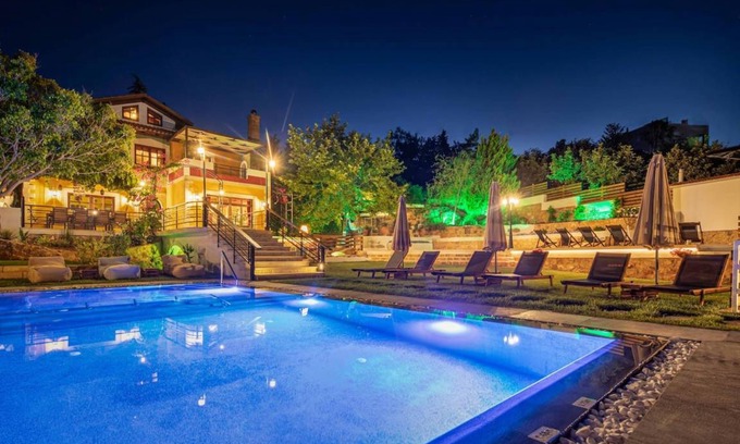 Gerani Villa | 270 m² Villa ∙ 5 bedrooms ∙ 12 guests
