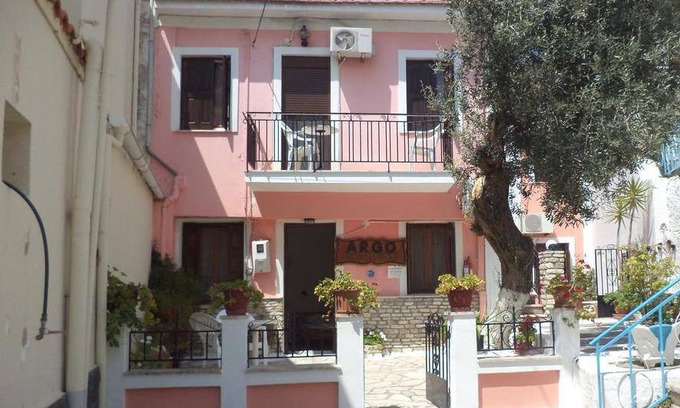 Pythagorion Apartment | 28 m² Apartment ∙ 4 guests
