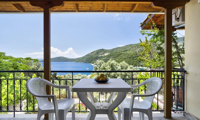 Mikros Gialos Apartment | 30 m² Apartment ∙ 1 bedroom ∙ 3 guests