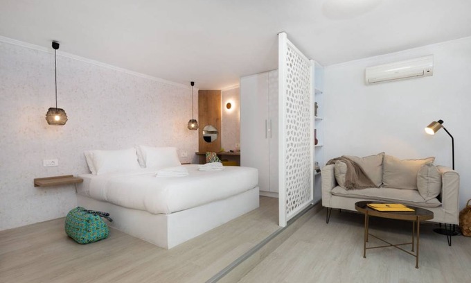Vouliagmeni Apartment | 30 m² Apartment ∙ 2 guests