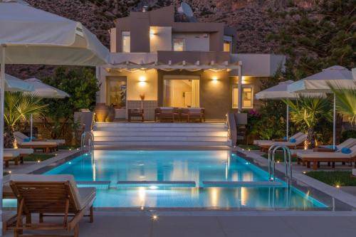 Stavros Villa | 300 m² Villa ∙ 5 bedrooms ∙ 10 guests