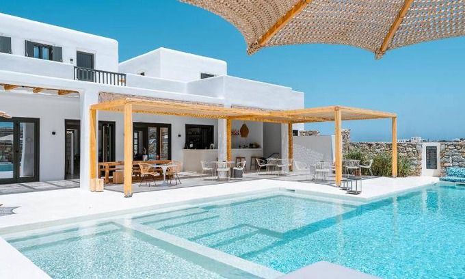 Ano Mera Hotel | 34 m² Hotel ∙ 3 guests