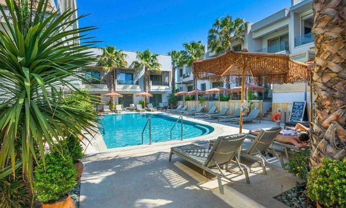 Pefkochori Apartment | 35 m² Serviced apartment ∙ 2 bedrooms ∙ 10 guests