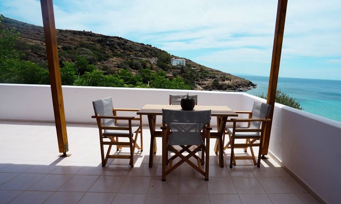 Batsi House | 40 m² House ∙ 2 bedrooms ∙ 4 guests