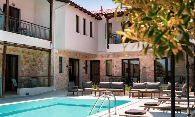 Afytos Apartment | 45 m² Serviced apartment ∙ 4 guests