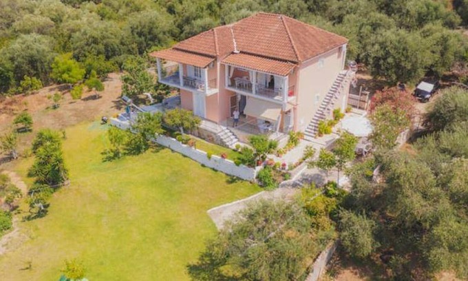 Agia Pelagia Chlomou House | 50 m² House ∙ 4 guests