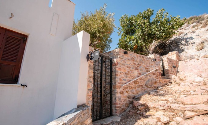 Filoti House | 53 m² House ∙ 2 bedrooms ∙ 5 guests