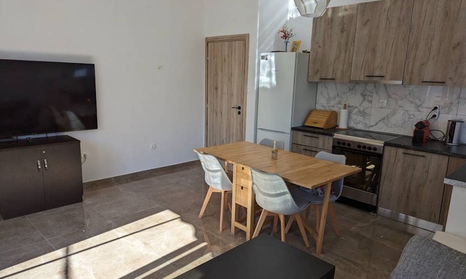 Peristeri Apartment | 54 m² Apartment ∙ 1 bedroom ∙ 3 guests