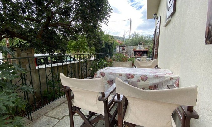 Kali Vrysi Apartment | 55 m² Apartment ∙ 2 bedrooms ∙ 3 guests