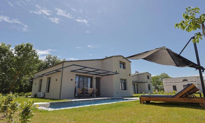 Olymbiaki Akti Villa | 62 m² Villa ∙ 2 bedrooms ∙ 4 guests