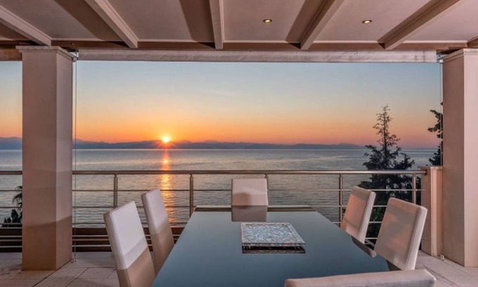 Perama Villa | 650 m² Villa ∙ 6 bedrooms ∙ 12 guests