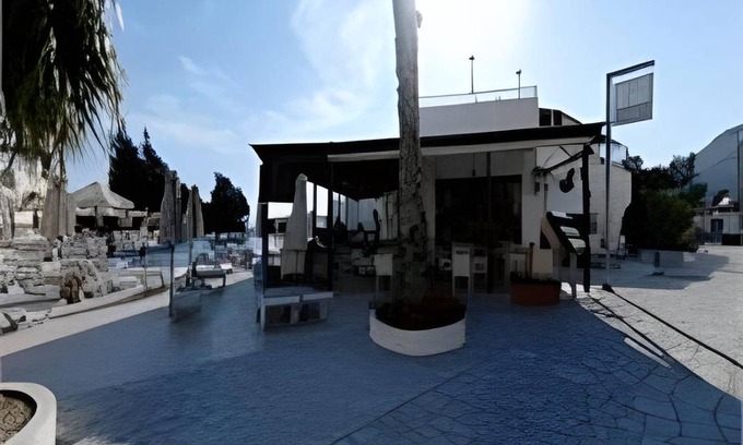Pefkos Apartment | 67 m² Serviced apartment ∙ 2 bedrooms ∙ 127 guests