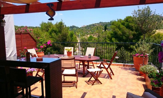 Petralona Apartment | 71 m² Apartment ∙ 2 bedrooms ∙ 6 guests