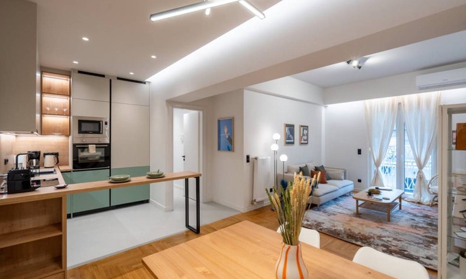 Exarhia Apartment | 75 m² Apartment ∙ 2 bedrooms ∙ 4 guests