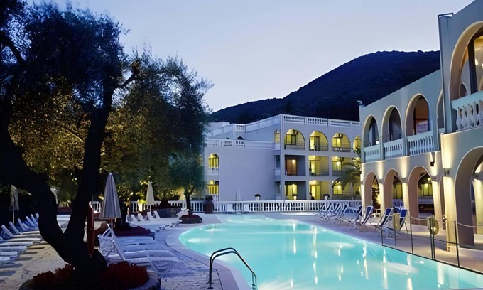 Dafnata Resort | 80 m² Resort ∙ 2 bedrooms ∙ 127 guests