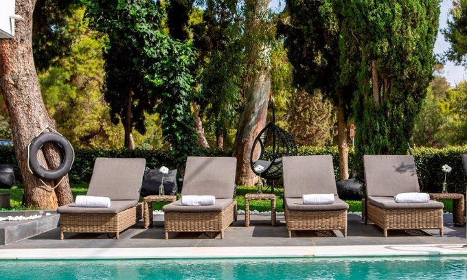 Vouliagmeni Hotel | 80 m² Hotel ∙ 127 guests