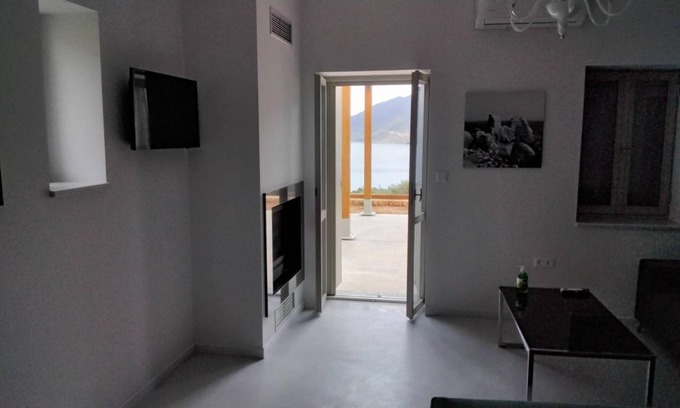 Skoutari House | 95 m² House ∙ 2 bedrooms ∙ 5 guests