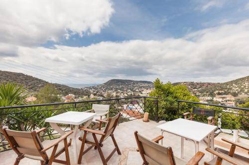 Kalyvia Thorikou House | 95 m² House ∙ 2 bedrooms ∙ 5 guests