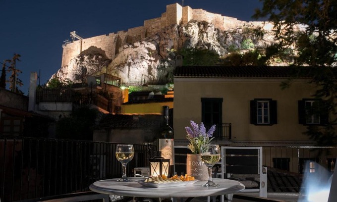 Plaka Apartment | Acro&Polis